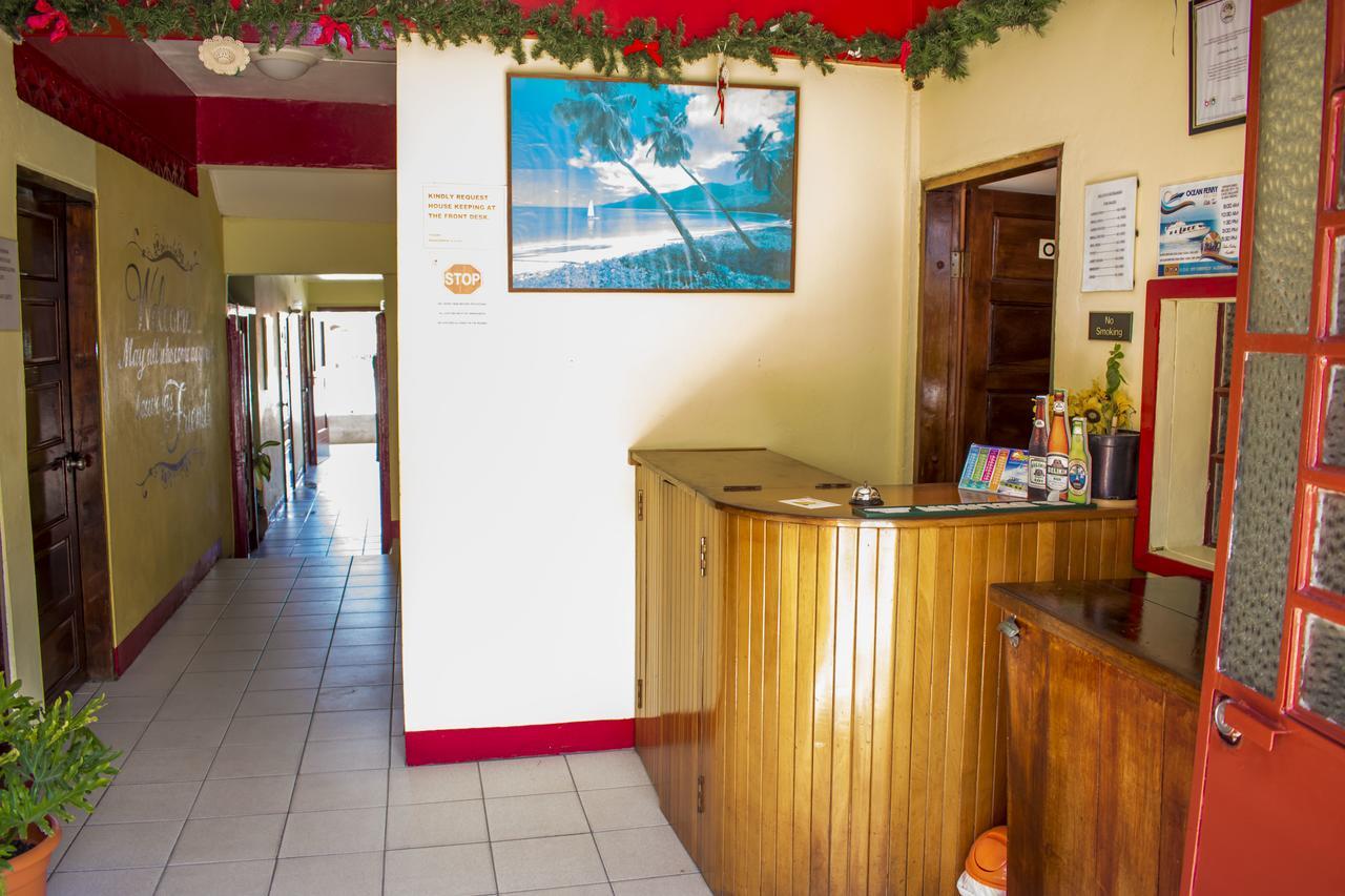 Belcove Hotel & Guesthouse ベリーズシティ エクステリア 写真